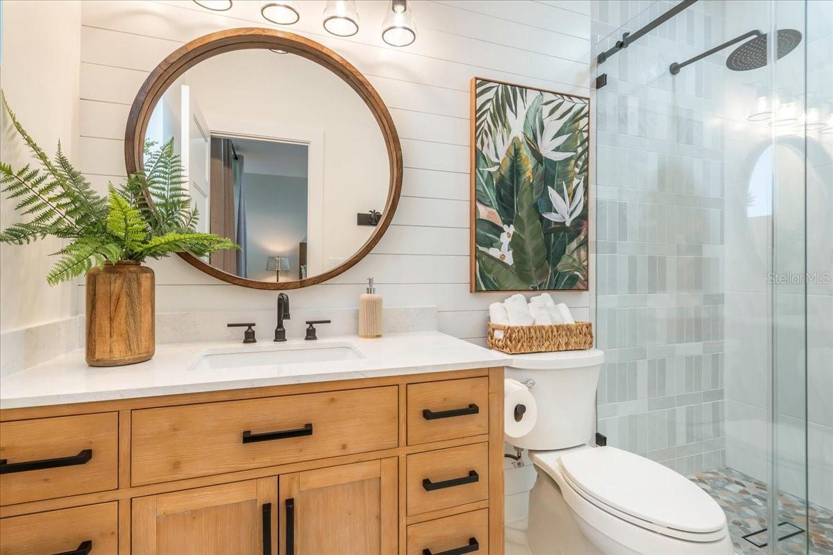 TB8452489 Property Photo