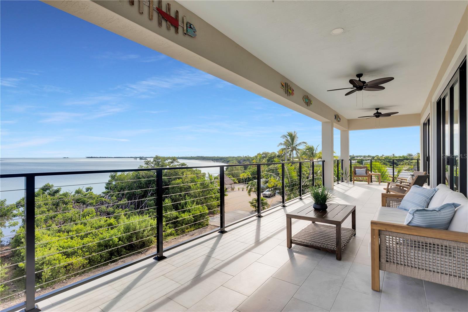 TB8452489 Property Photo