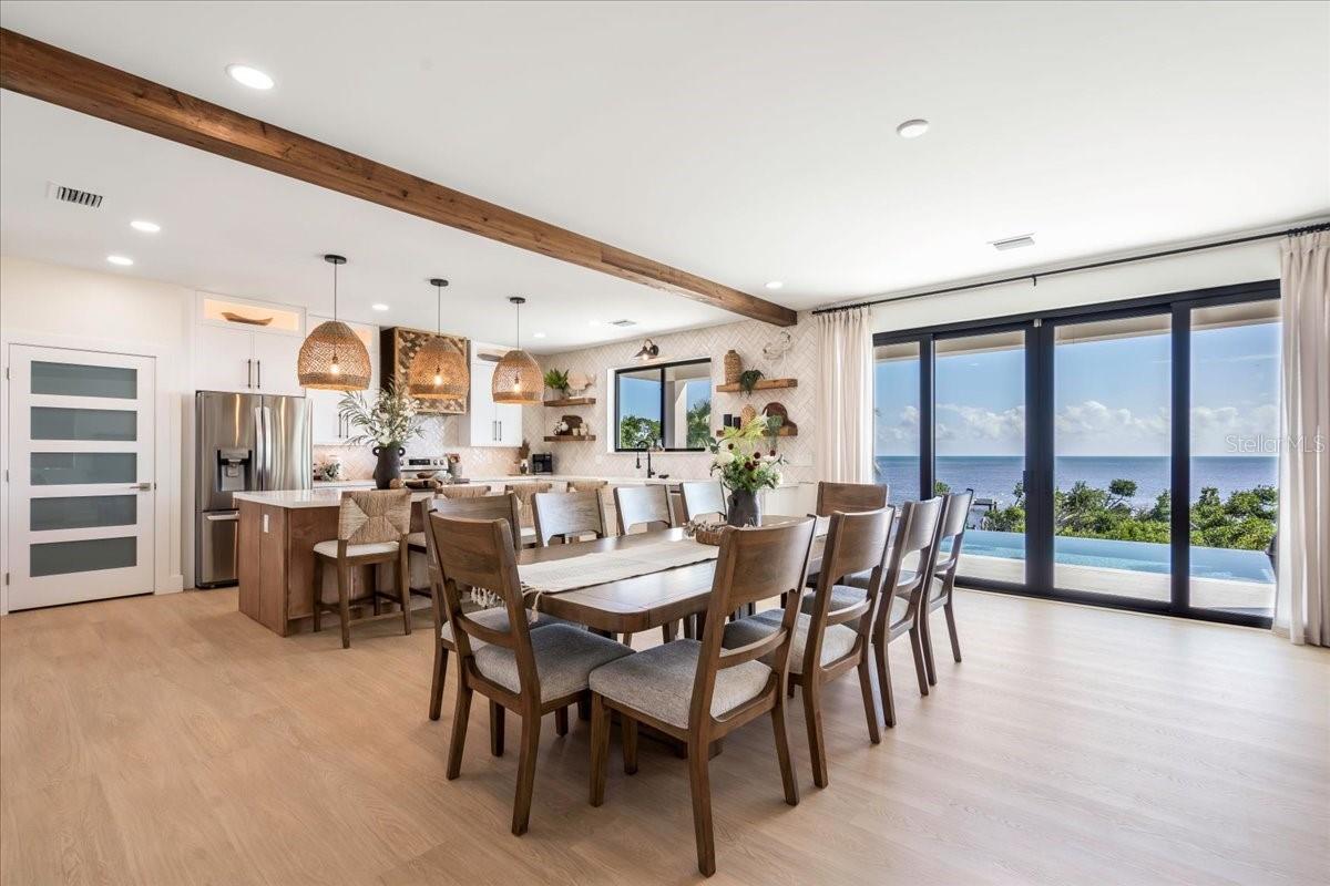 TB8452489 Property Photo