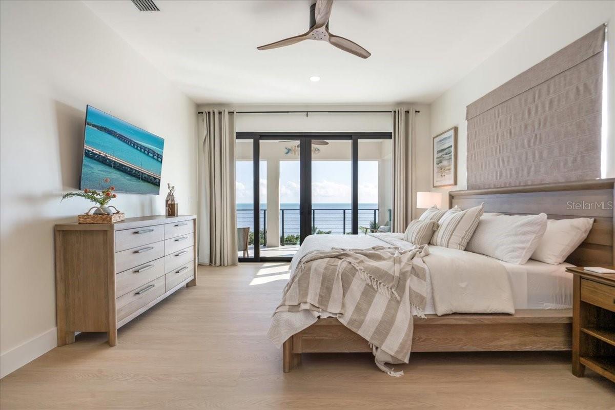 TB8452489 Property Photo