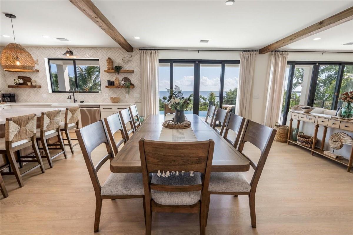 TB8452489 Property Photo