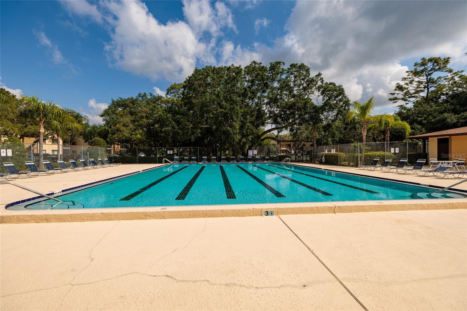 TB8452499 Property Photo