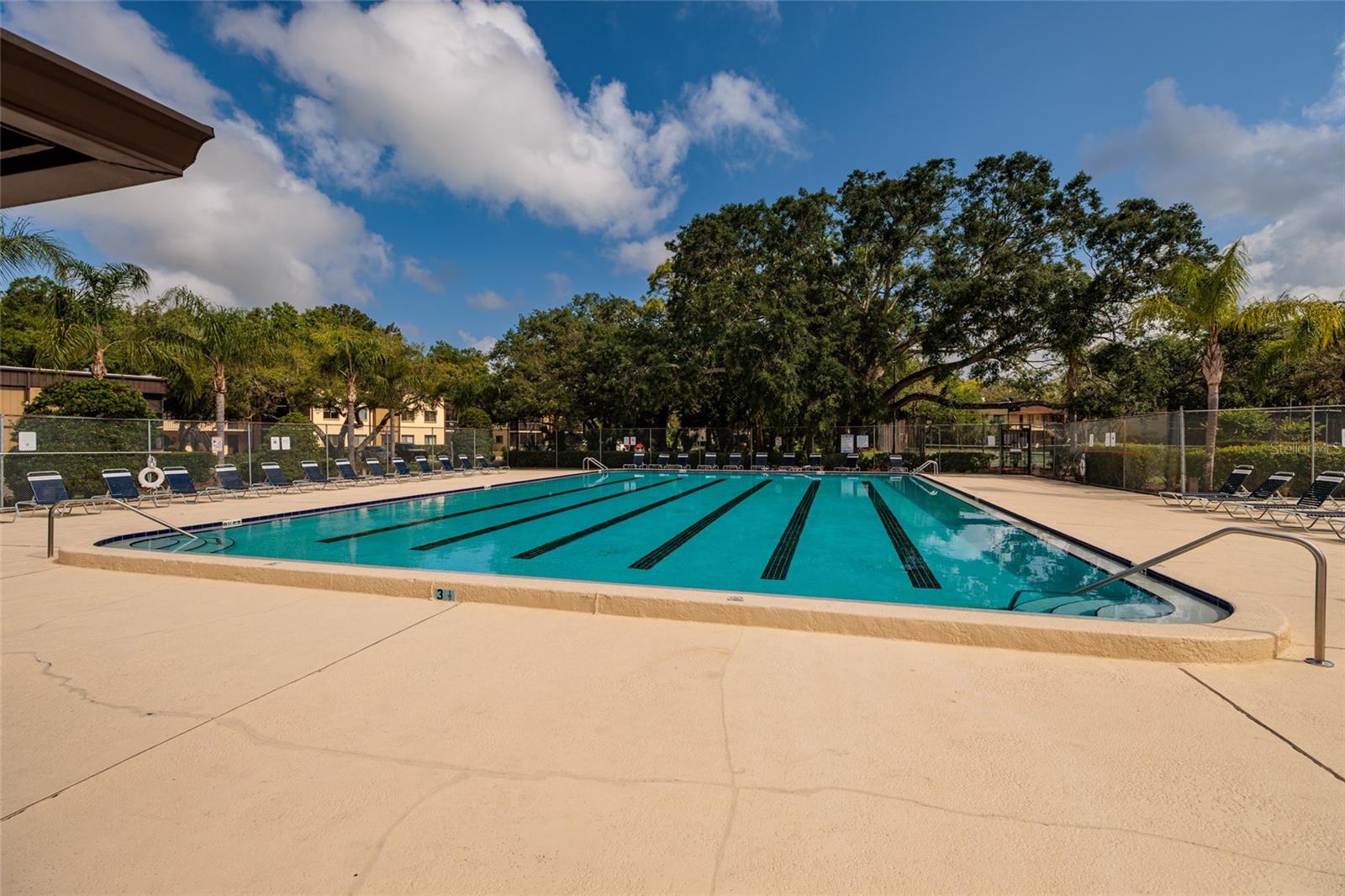 TB8452499 Property Photo