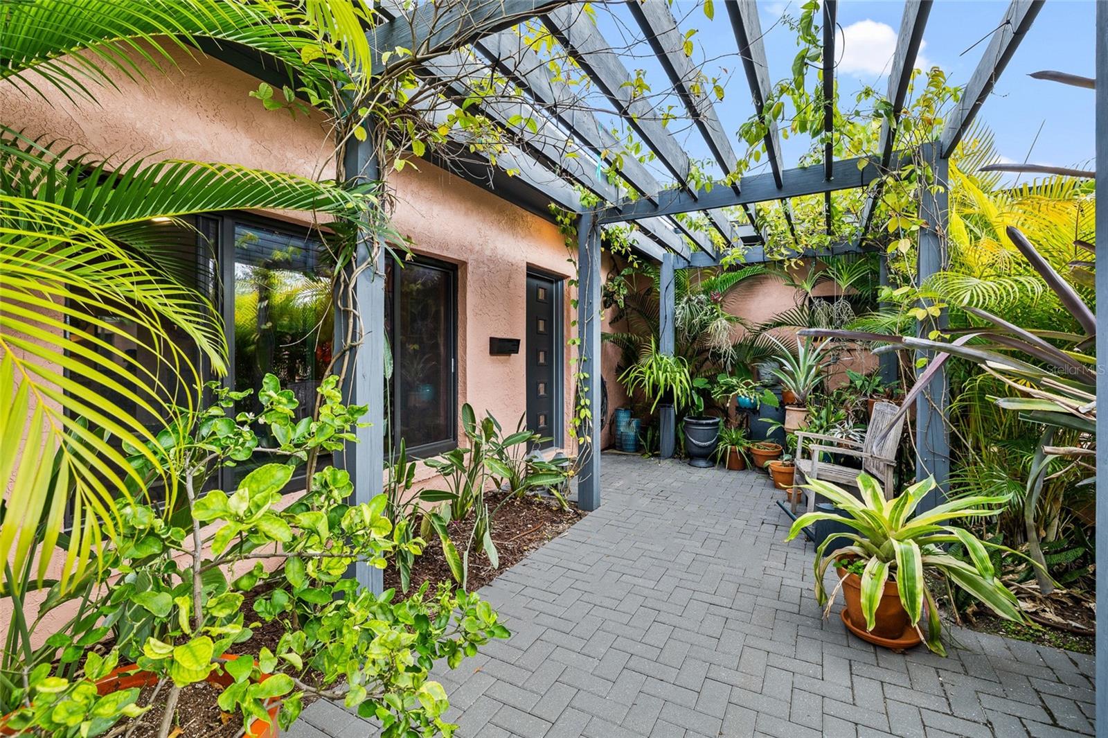 4601 3RD AVE N, ST PETERSBURG, FL, 33713