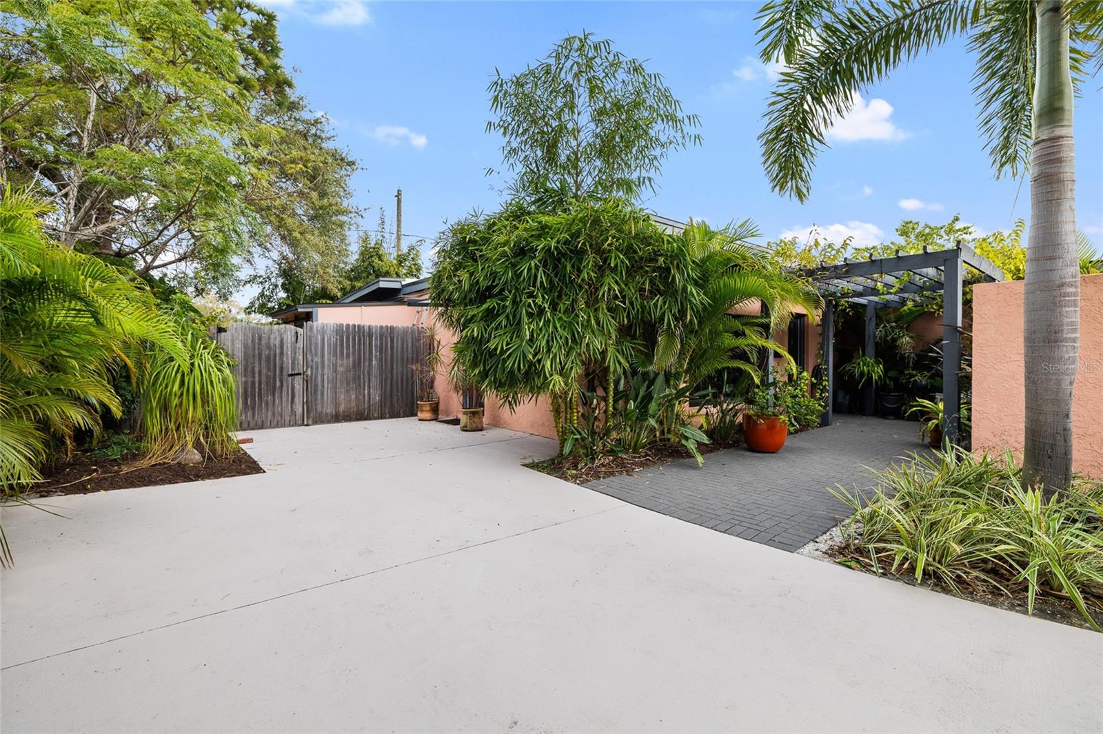 4601 3RD AVE N, ST PETERSBURG, FL, 33713