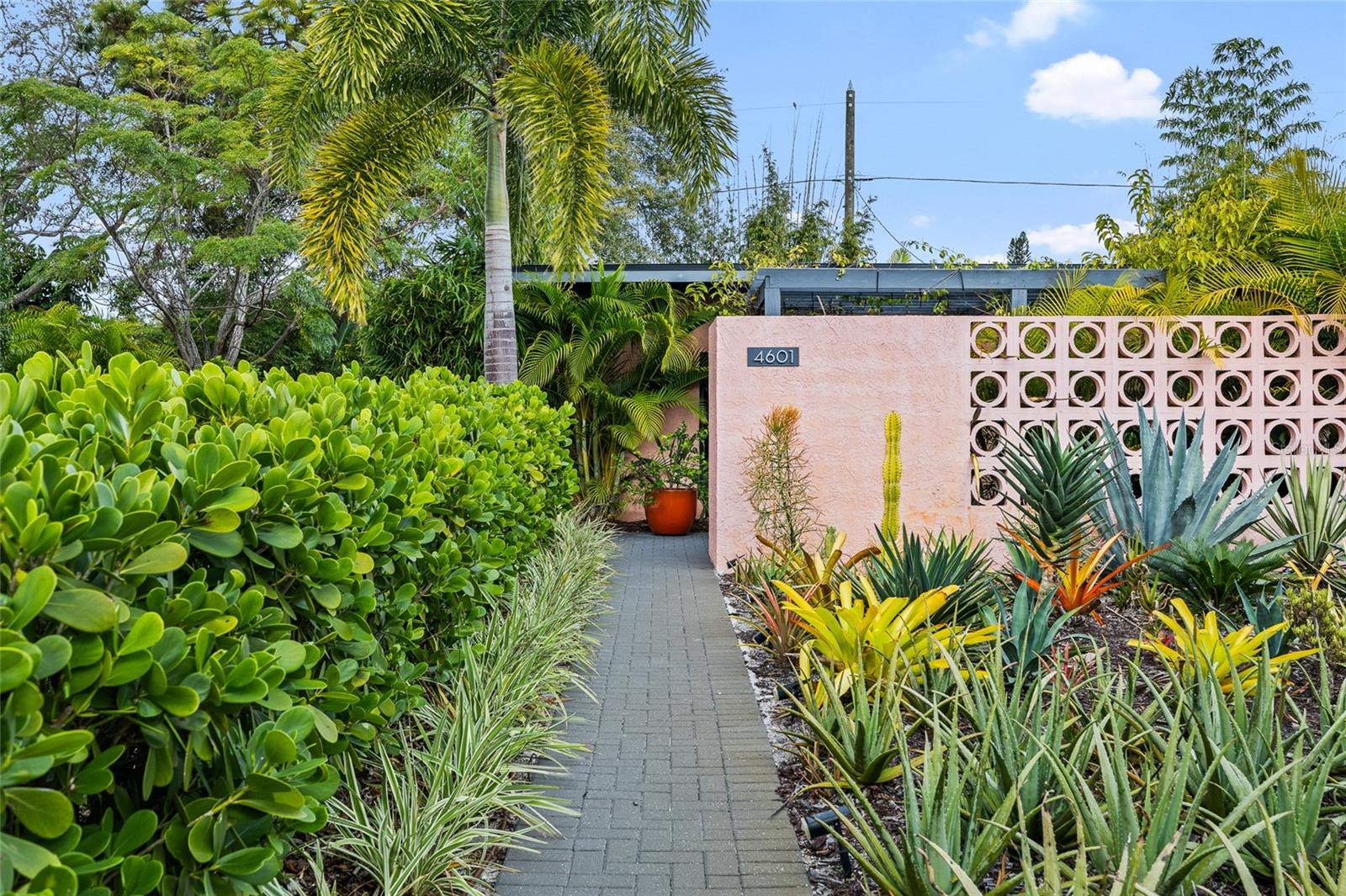 4601 3RD AVE N, ST PETERSBURG, FL, 33713