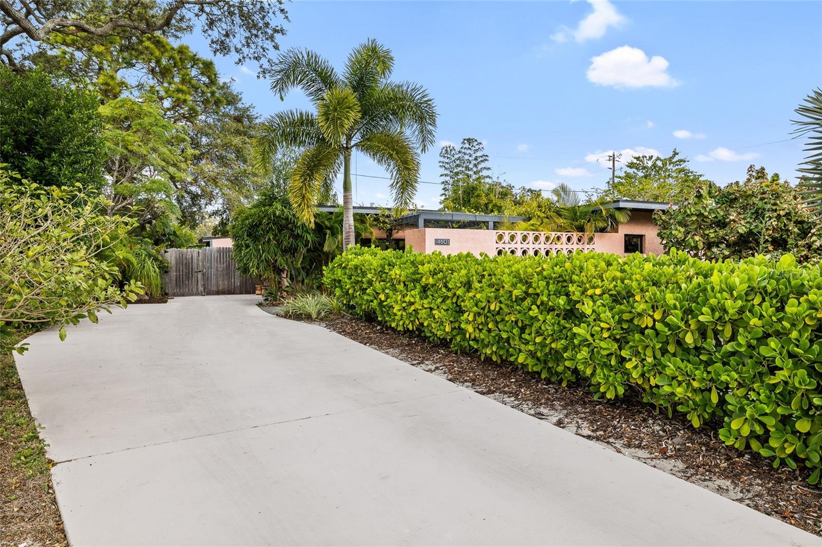 4601 3RD AVE N, ST PETERSBURG, FL, 33713