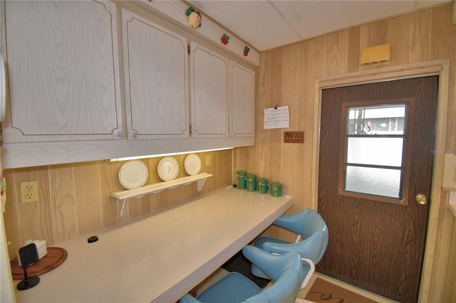 P4937169 Property Photo