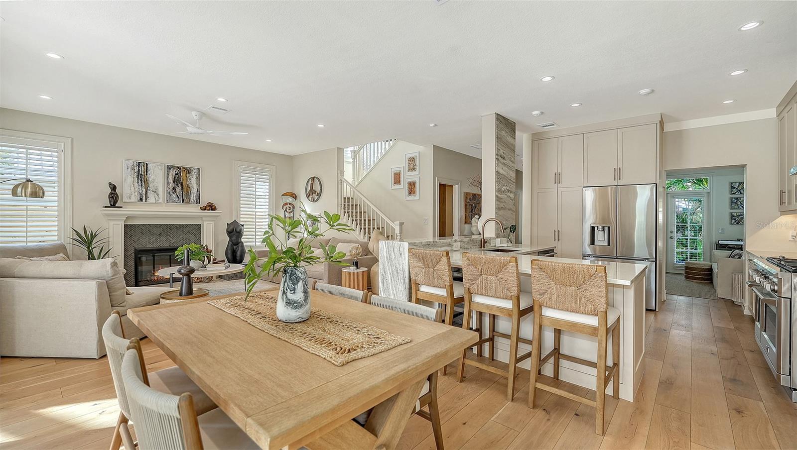 A4673742 Property Photo