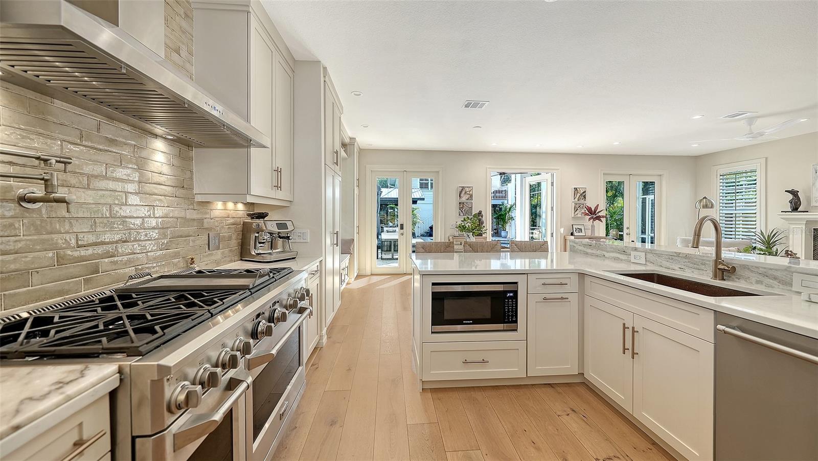 A4673742 Property Photo