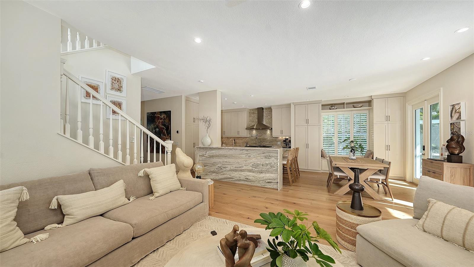 A4673742 Property Photo