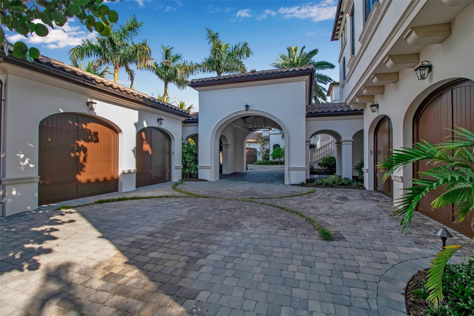 A4673754 Property Photo