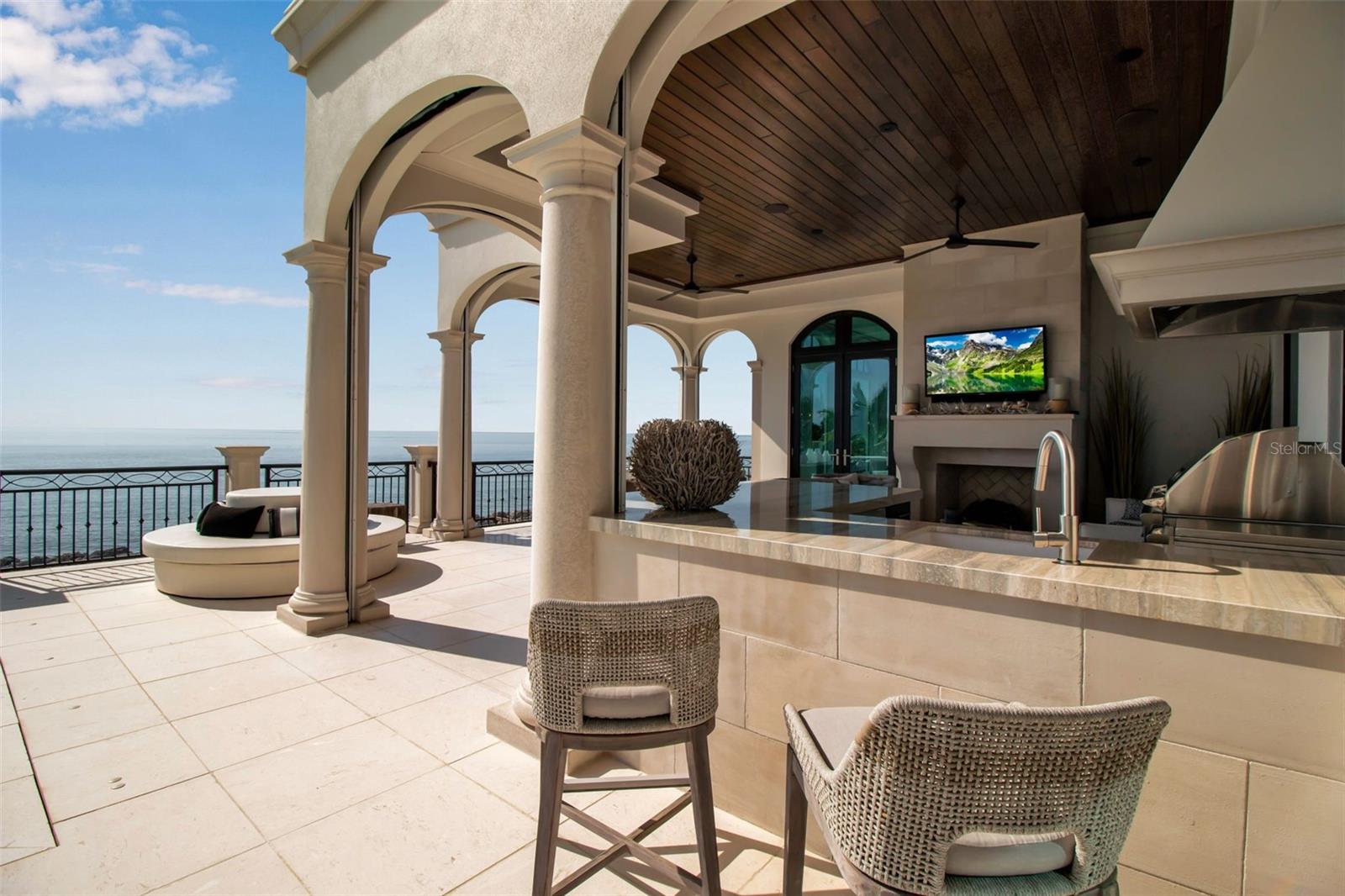 A4673754 Property Photo