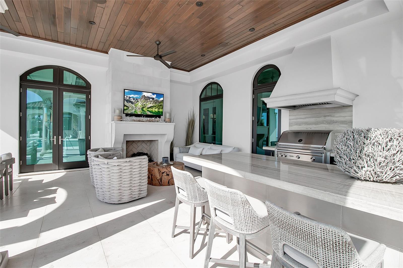 A4673754 Property Photo