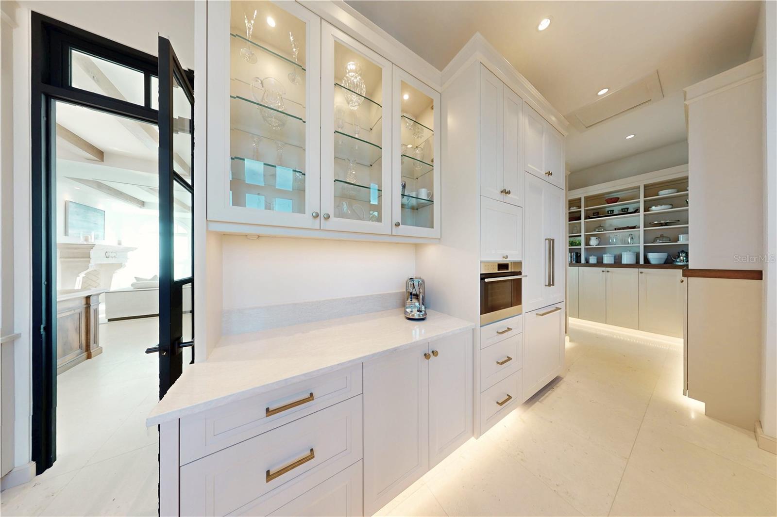 A4673754 Property Photo