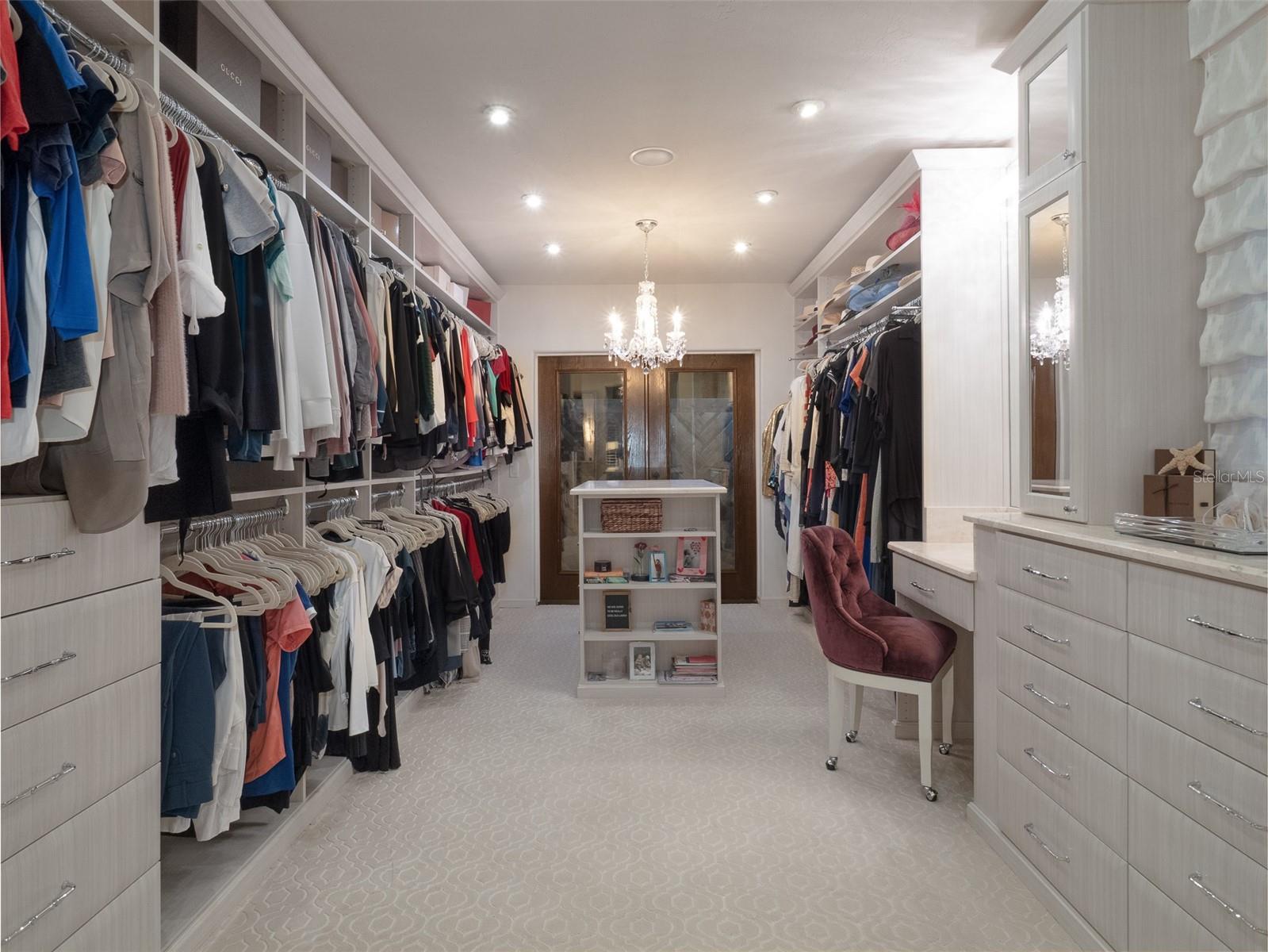 GC535728 Property Photo