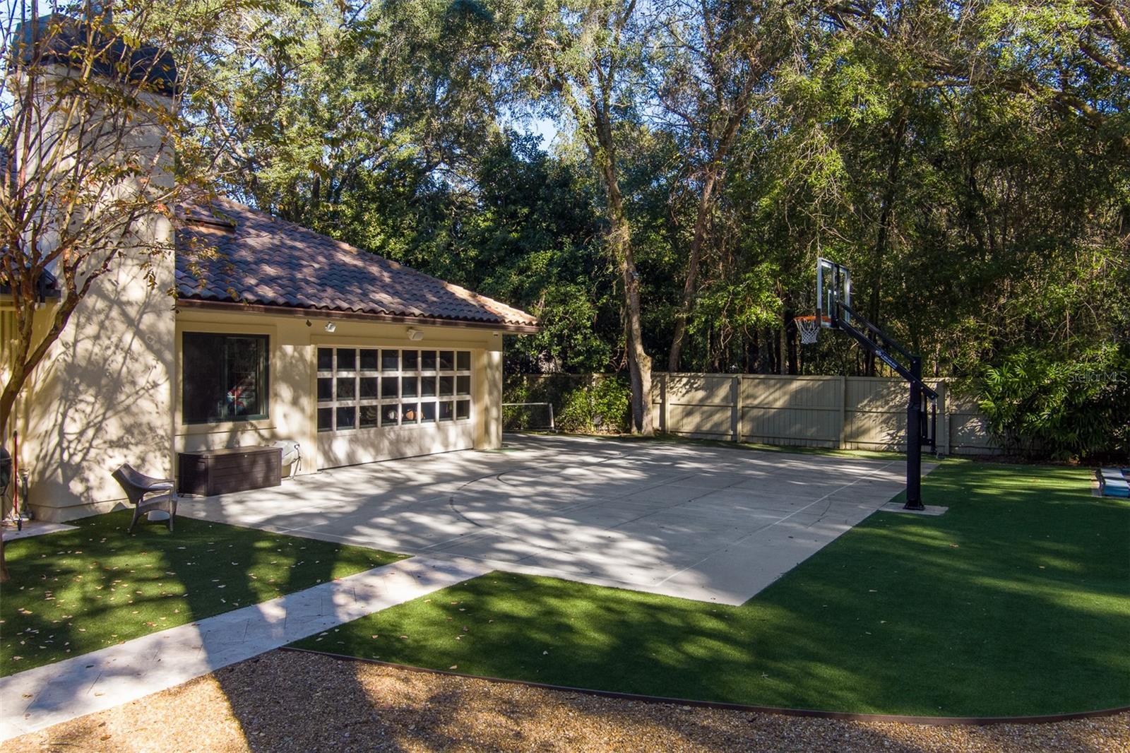 GC535728 Property Photo