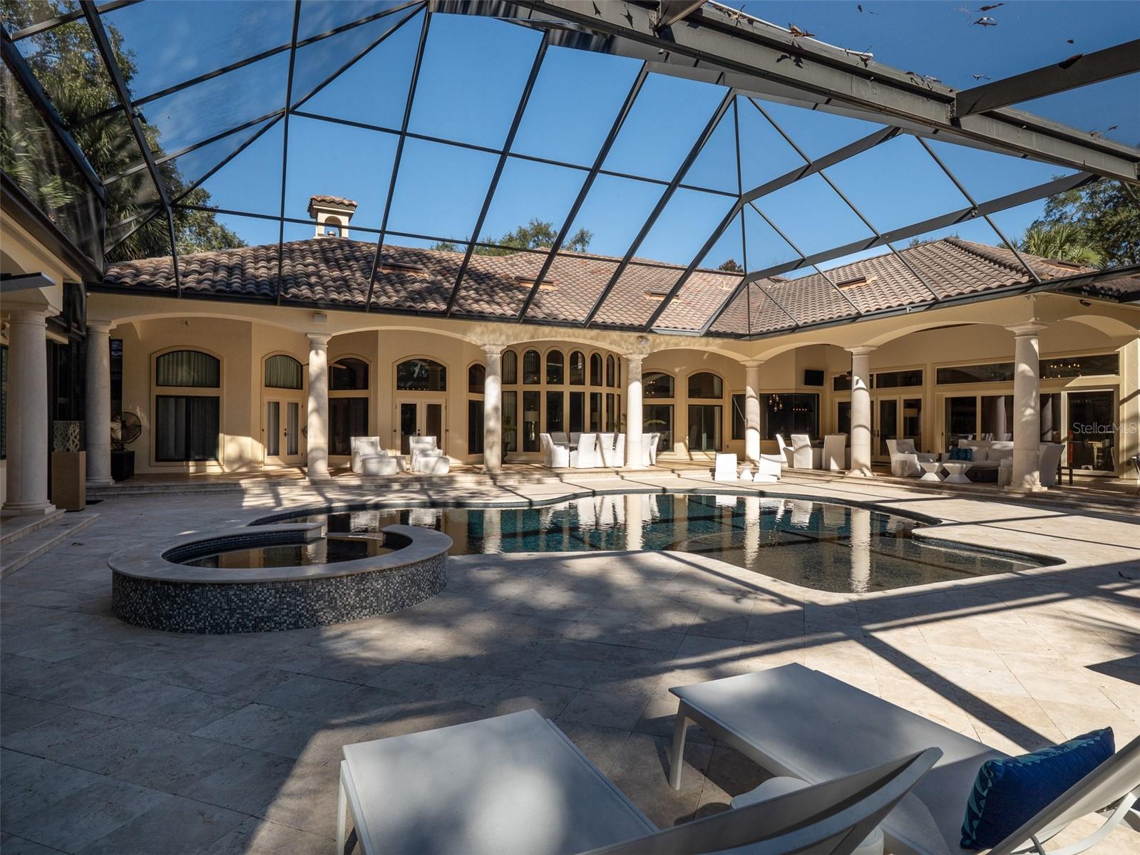 GC535728 Property Photo