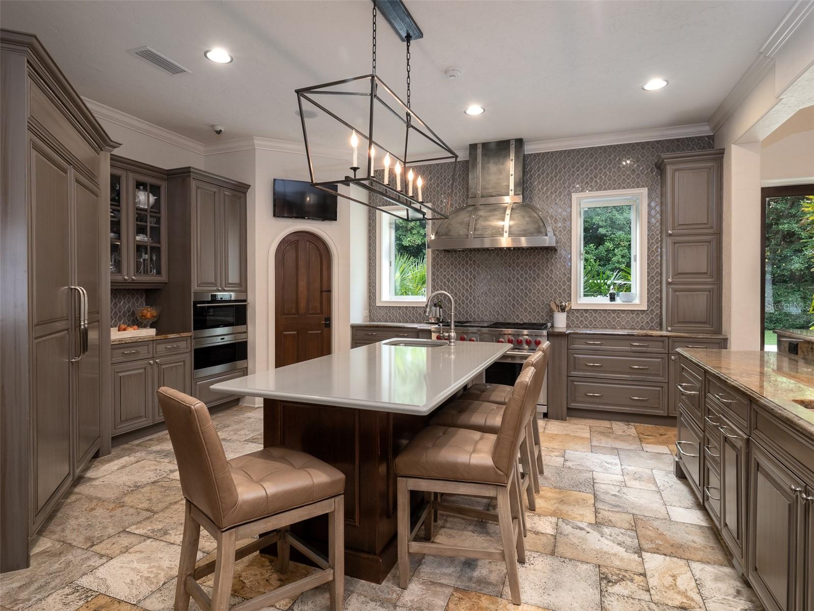 GC535728 Property Photo