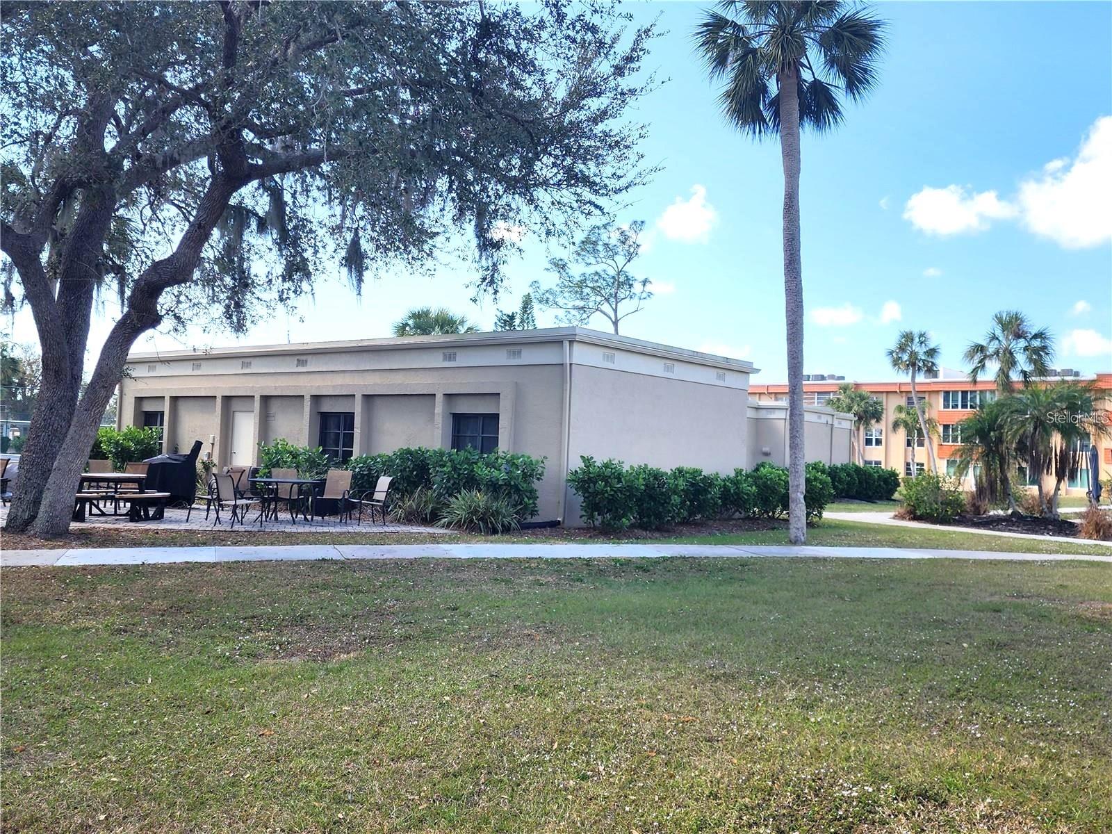 D6145010 Property Photo