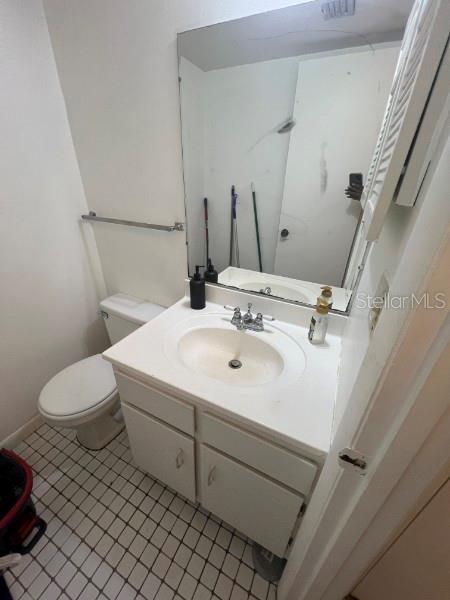 TB8452634 Property Photo