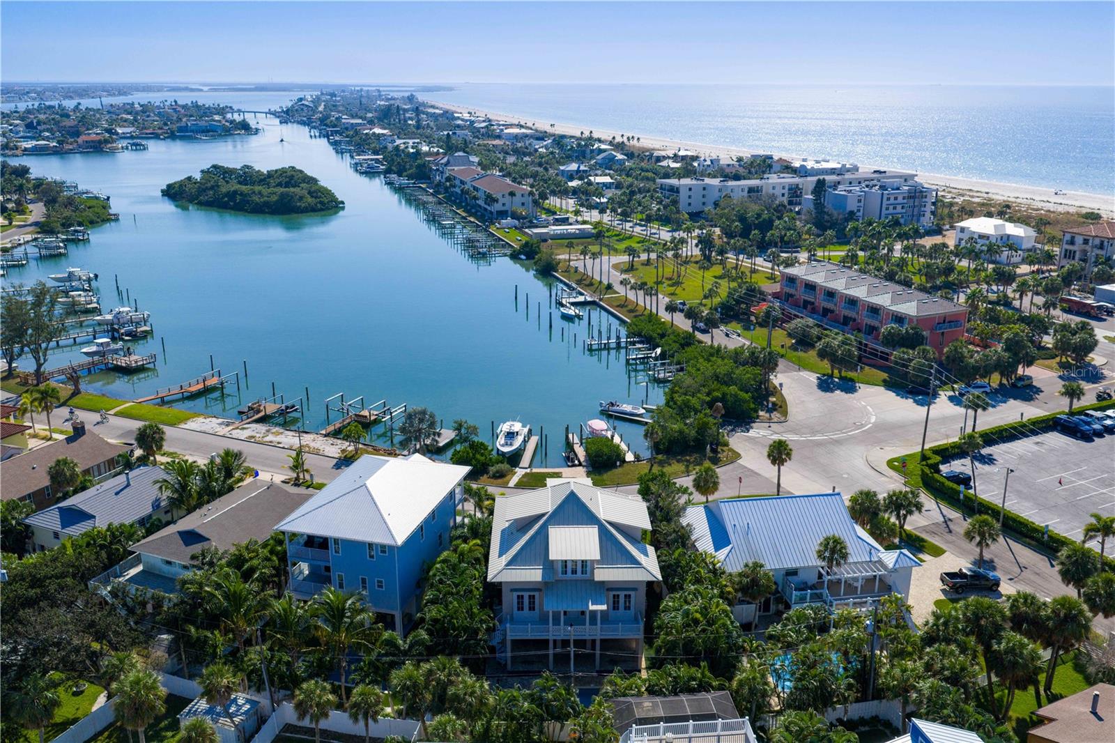 TB8452668 Property Photo