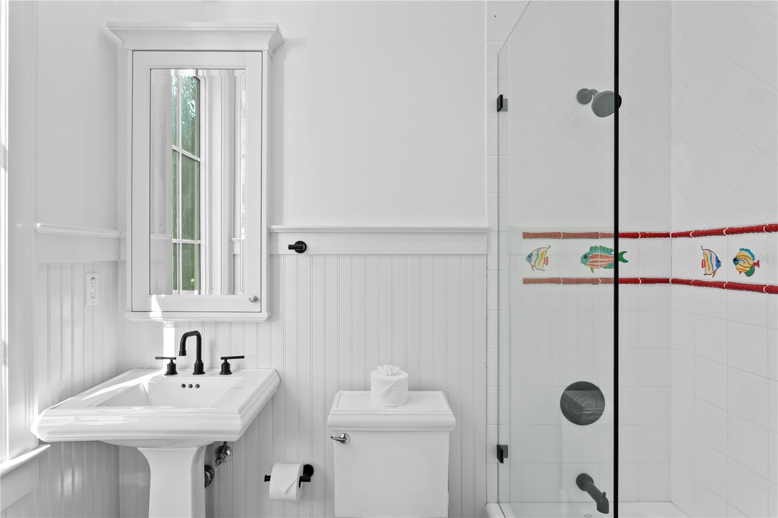 TB8452668 Property Photo