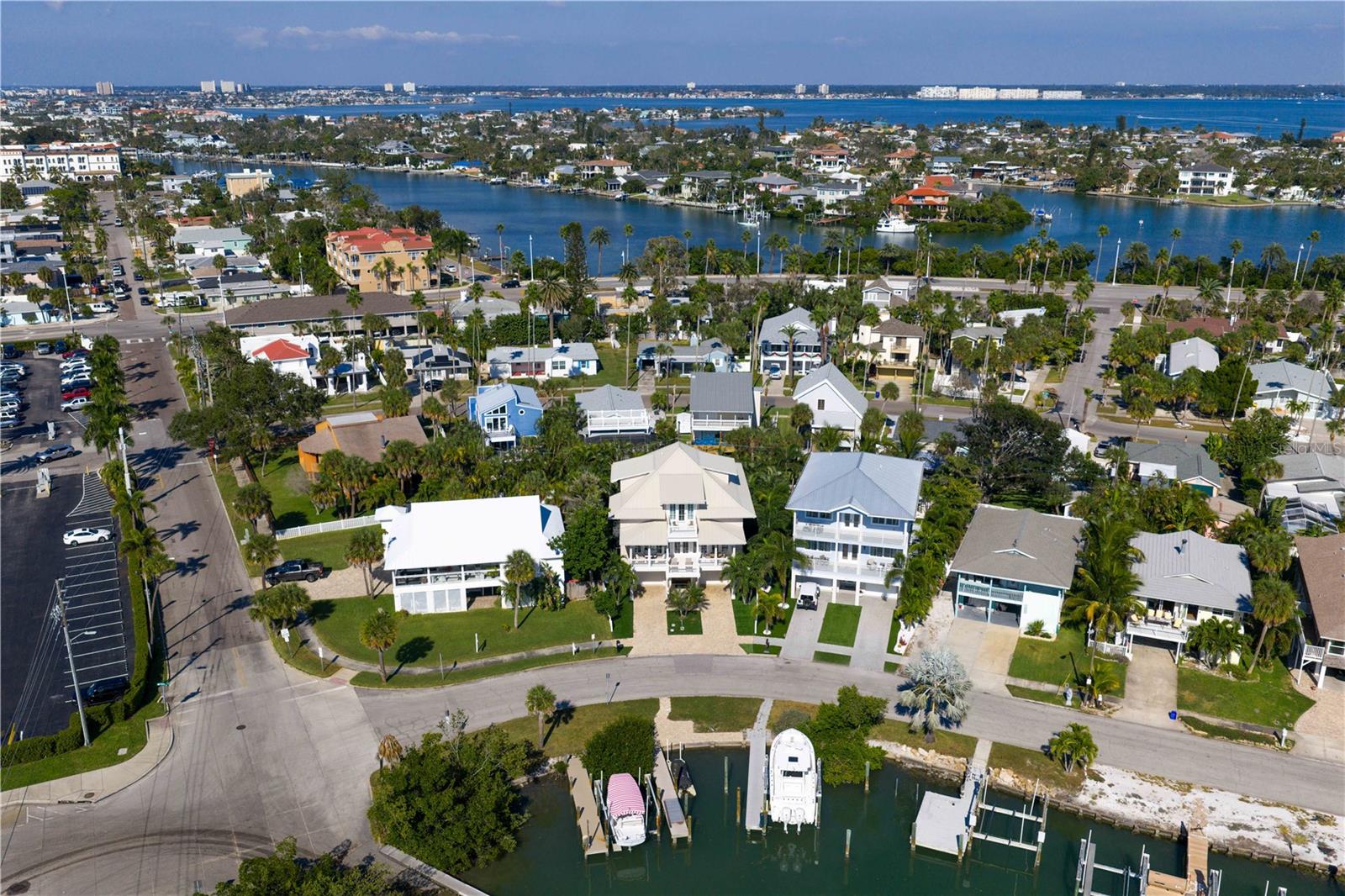 TB8452668 Property Photo