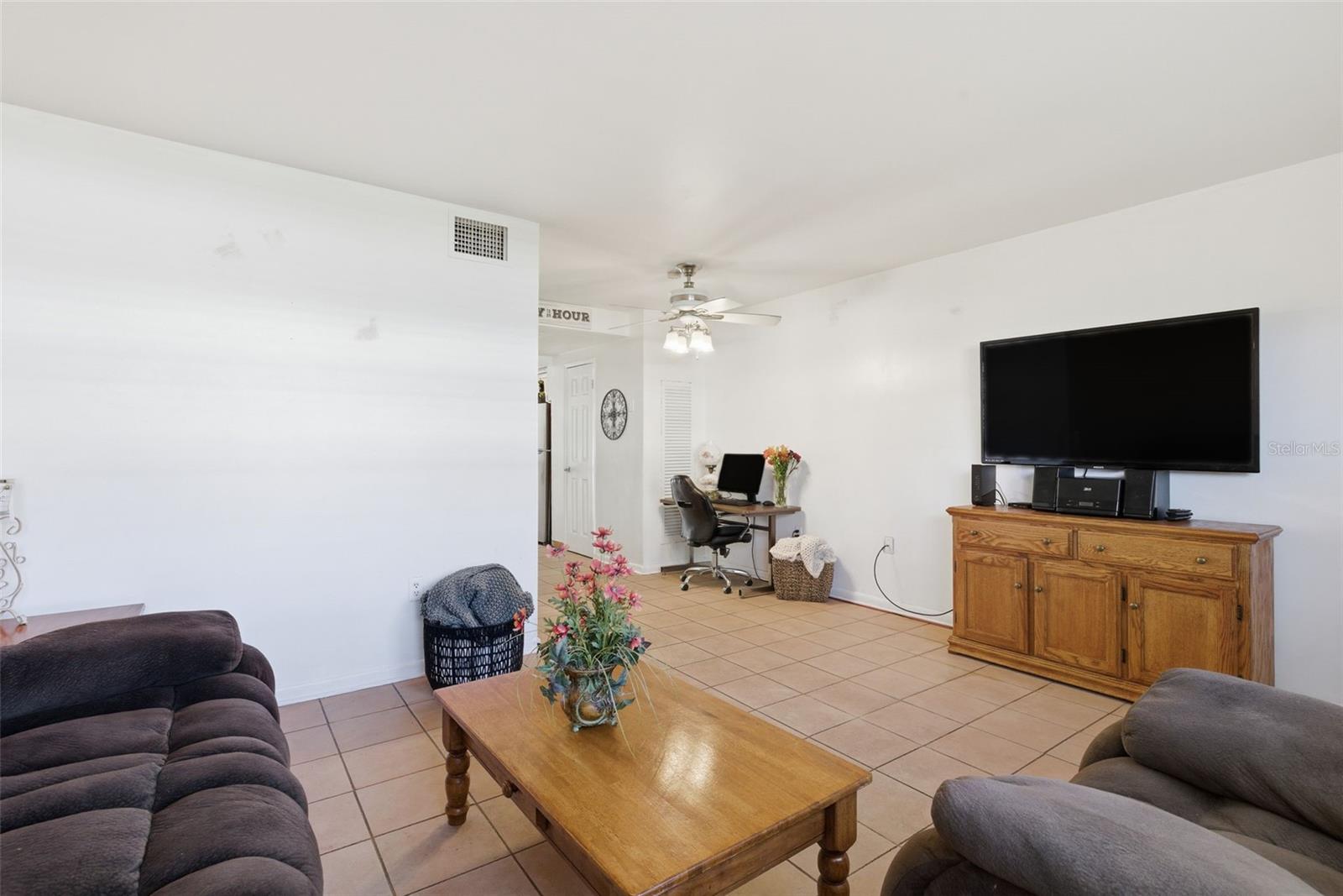 TB8452711 Property Photo