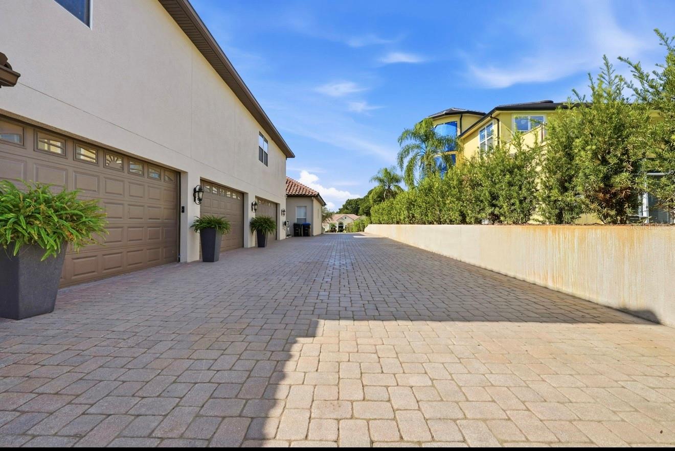 O6364283 Property Photo