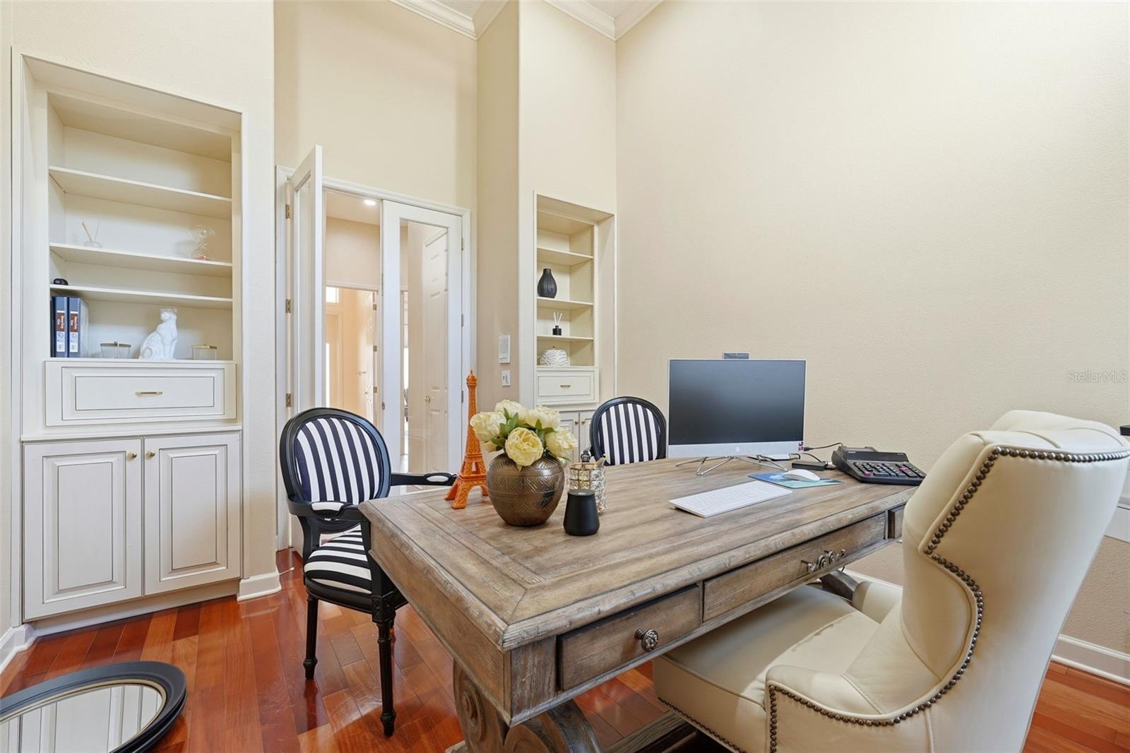 O6364283 Property Photo