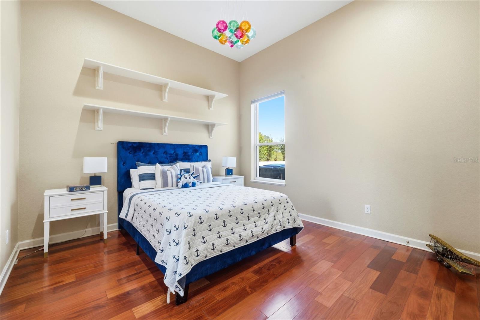 O6364283 Property Photo