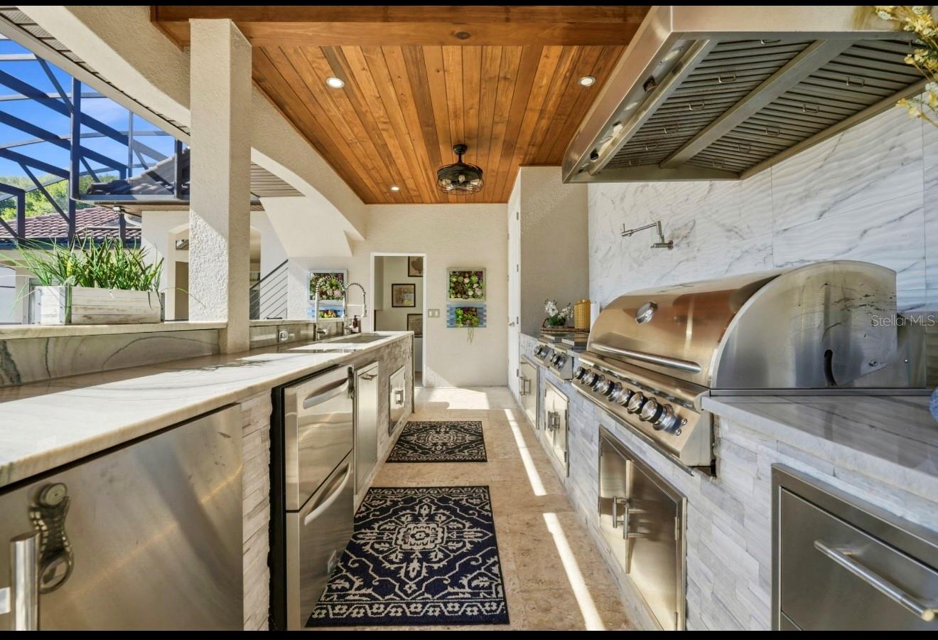 O6364283 Property Photo