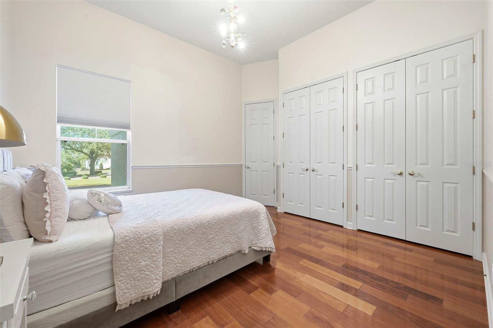 O6364283 Property Photo