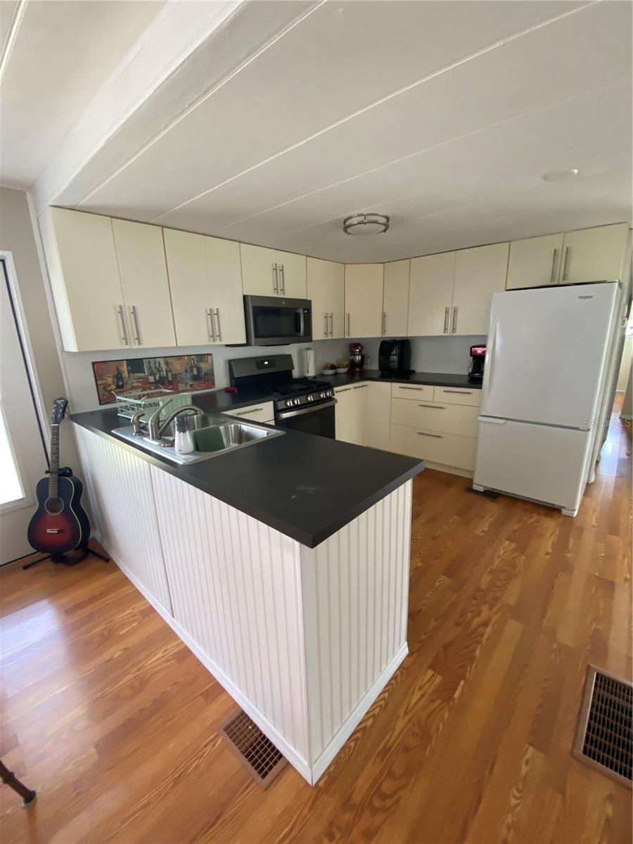 C7518557 Property Photo