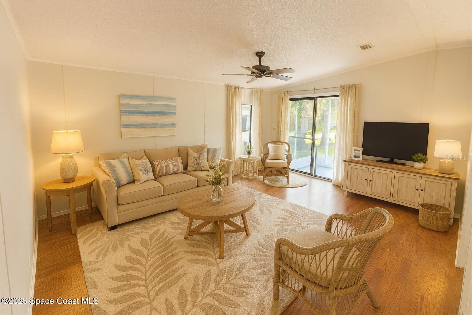 O6364373 Property Photo