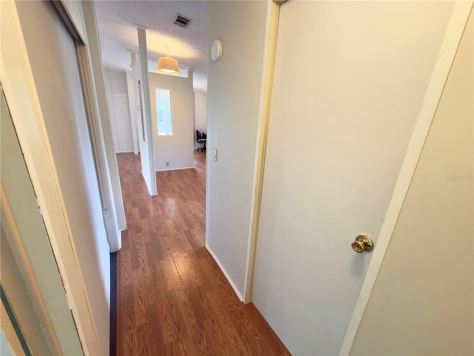 O6364373 Property Photo