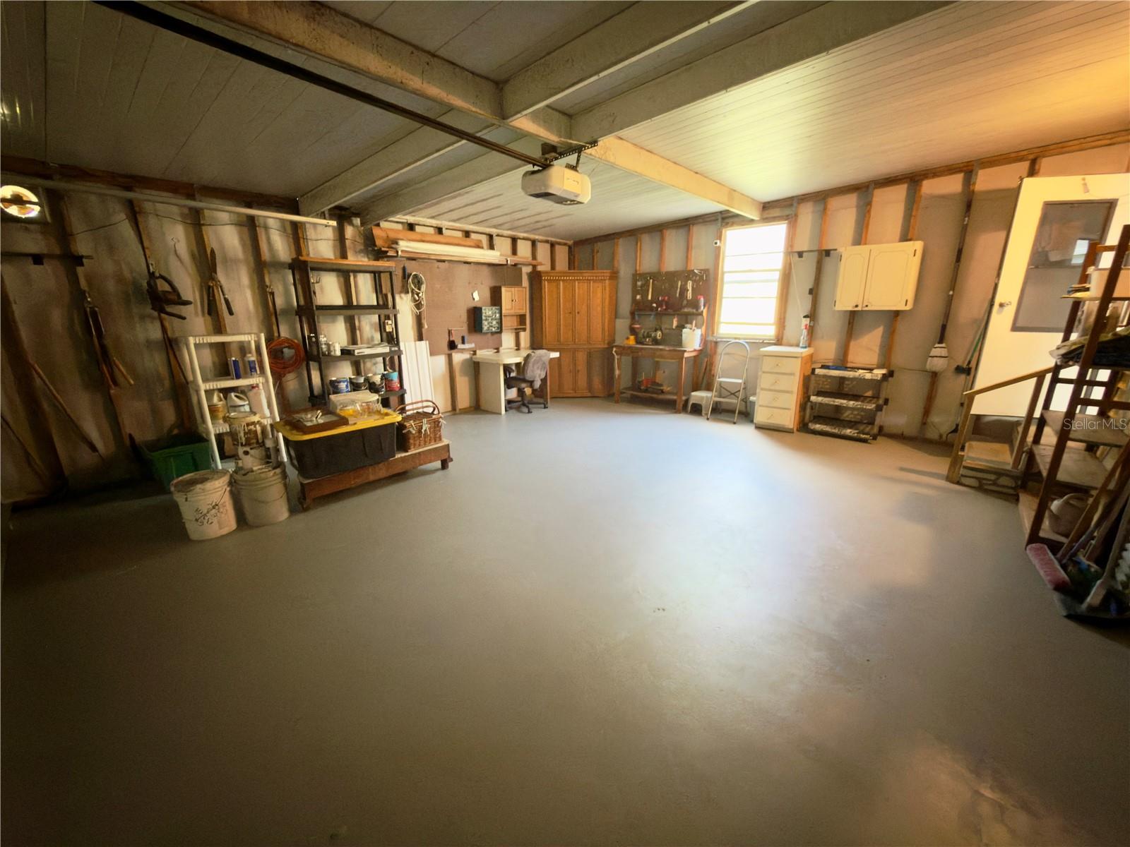 O6364373 Property Photo