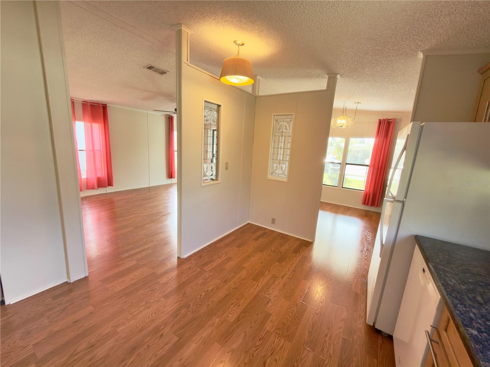 O6364373 Property Photo