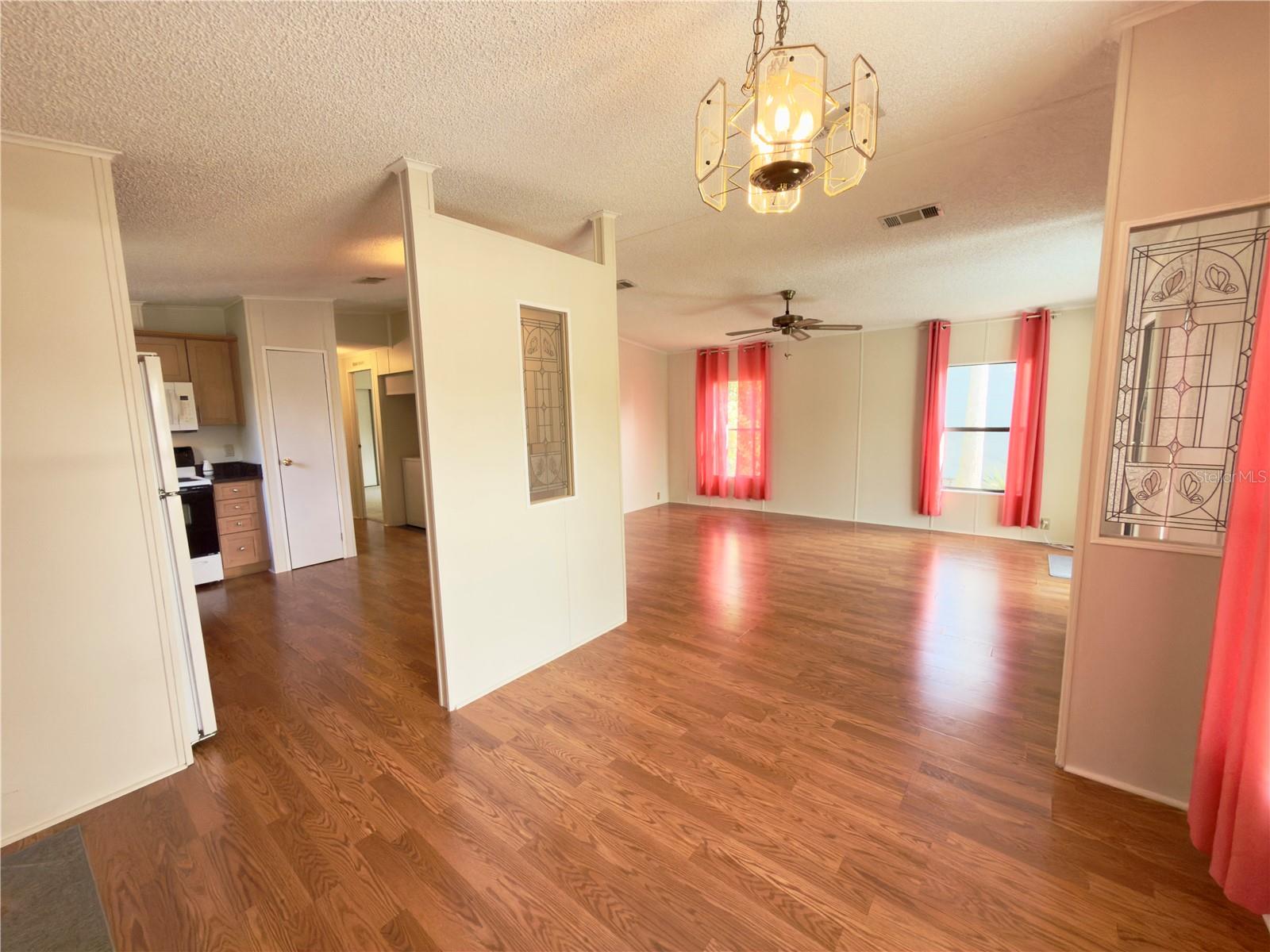 O6364373 Property Photo