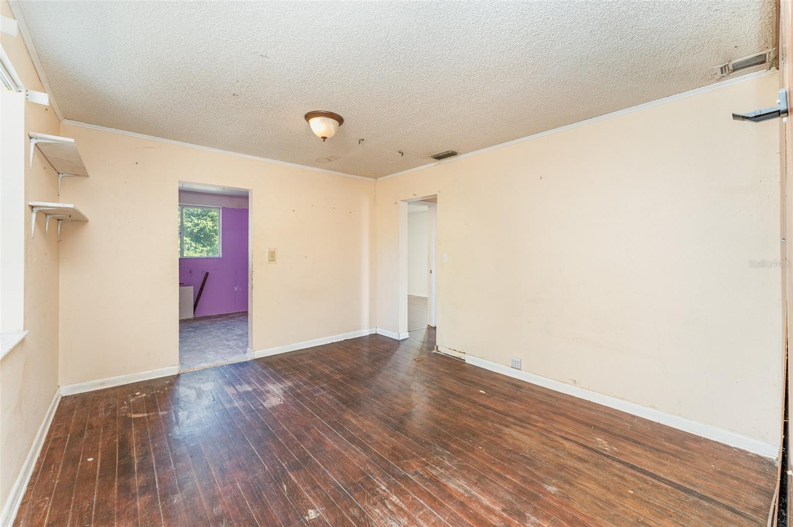 TB8452822 Property Photo