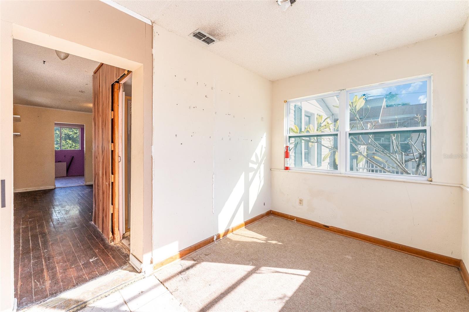 TB8452822 Property Photo