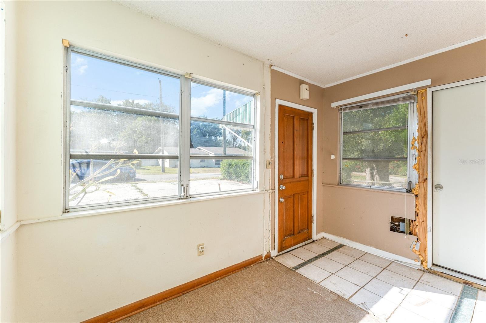 TB8452822 Property Photo