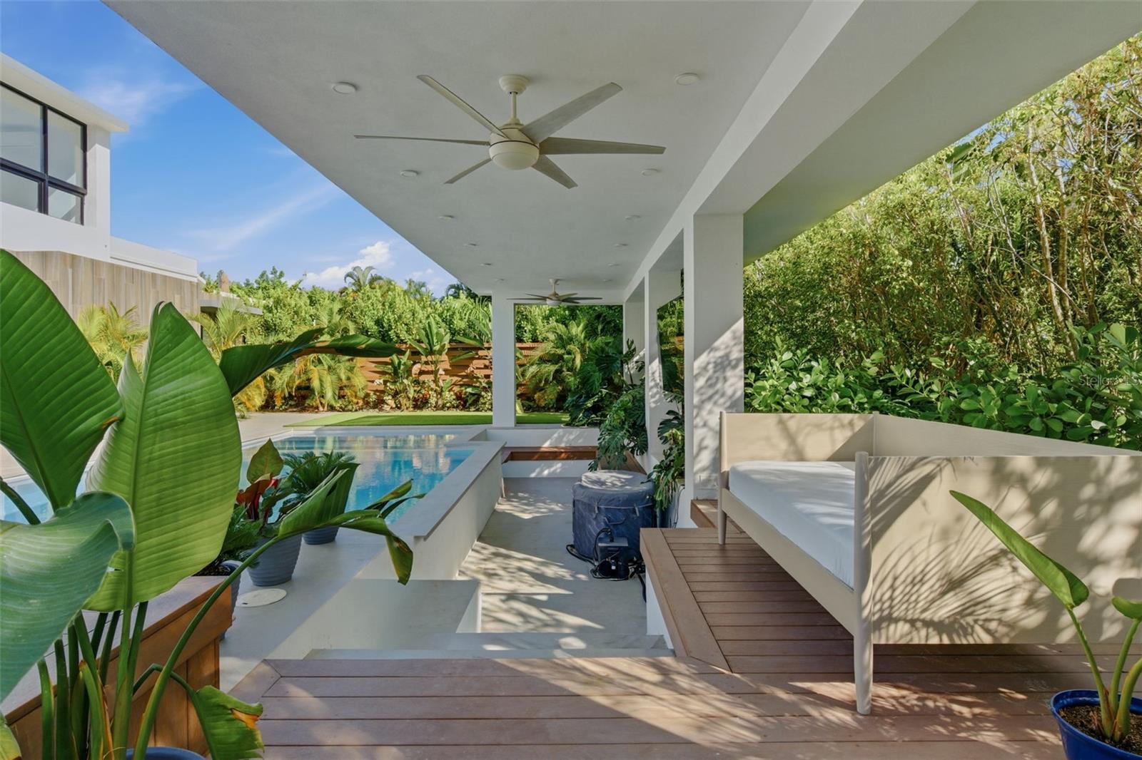 PR9117735 Property Photo