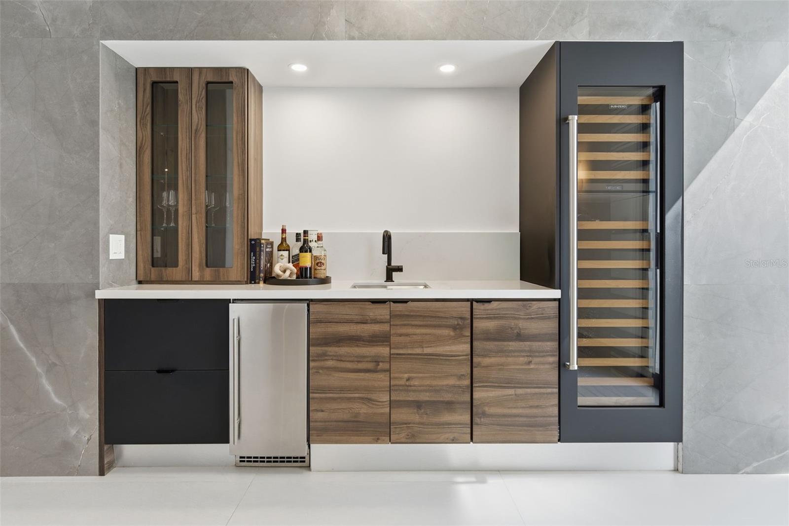 PR9117735 Property Photo