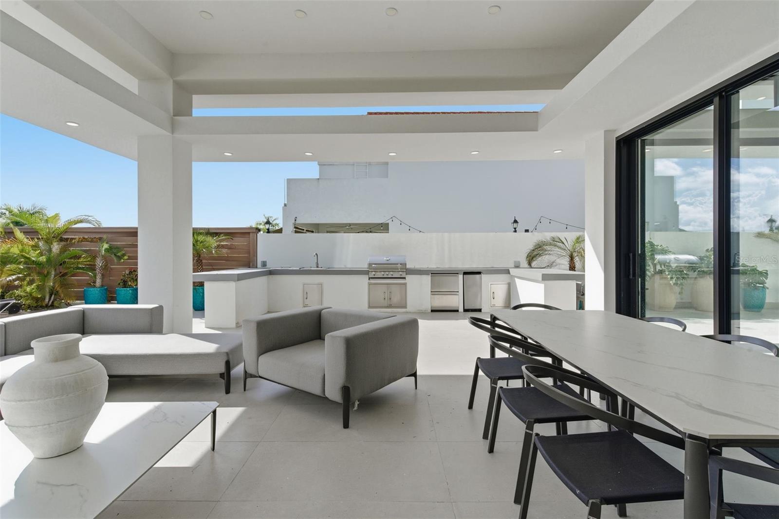 PR9117735 Property Photo