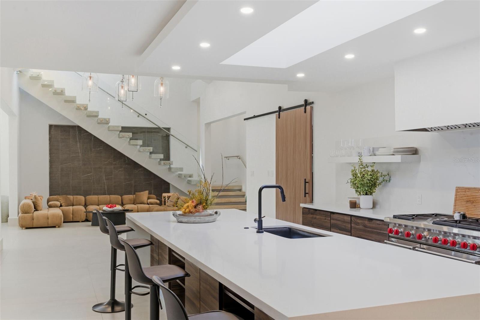 PR9117735 Property Photo