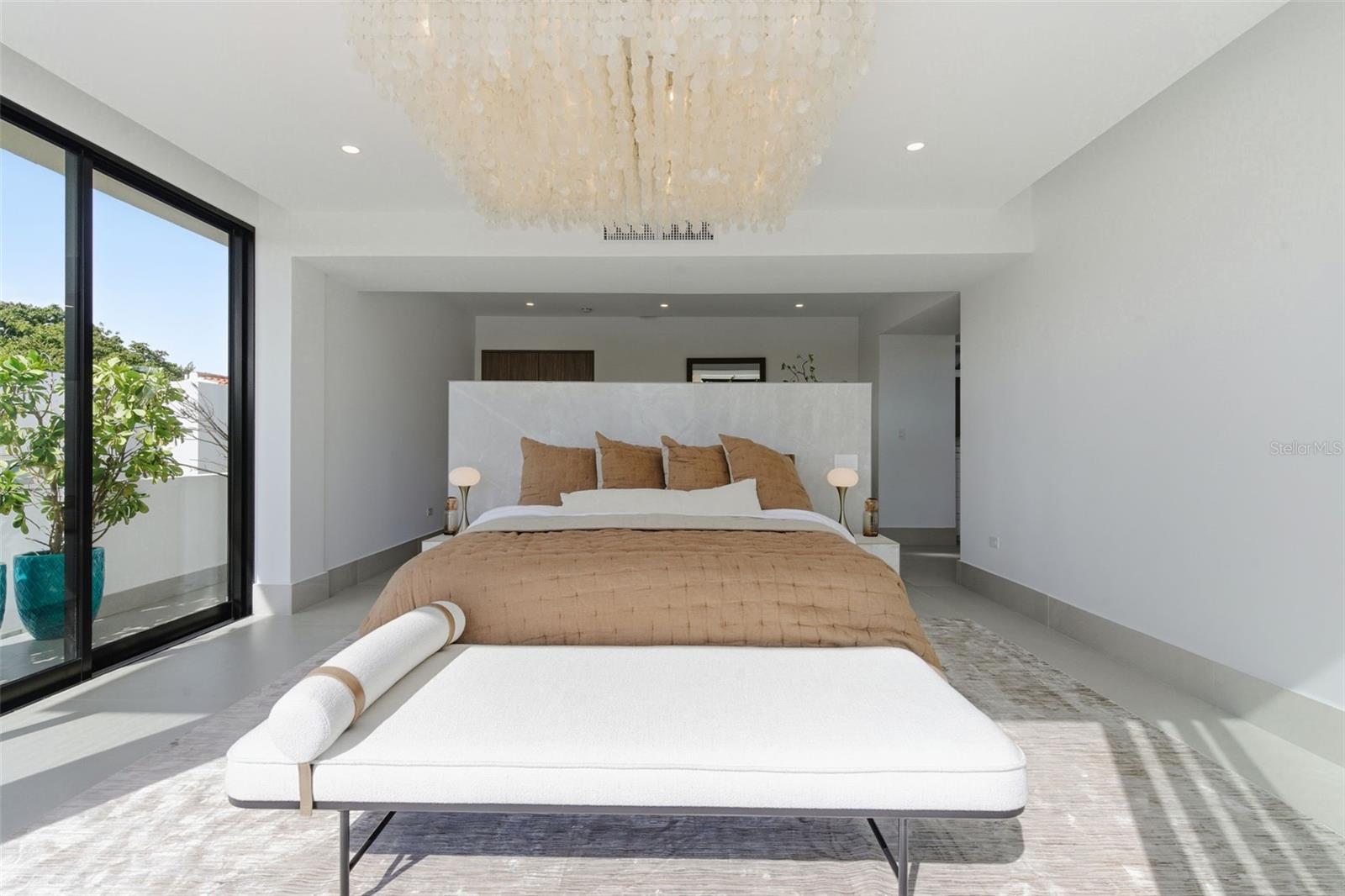 PR9117735 Property Photo