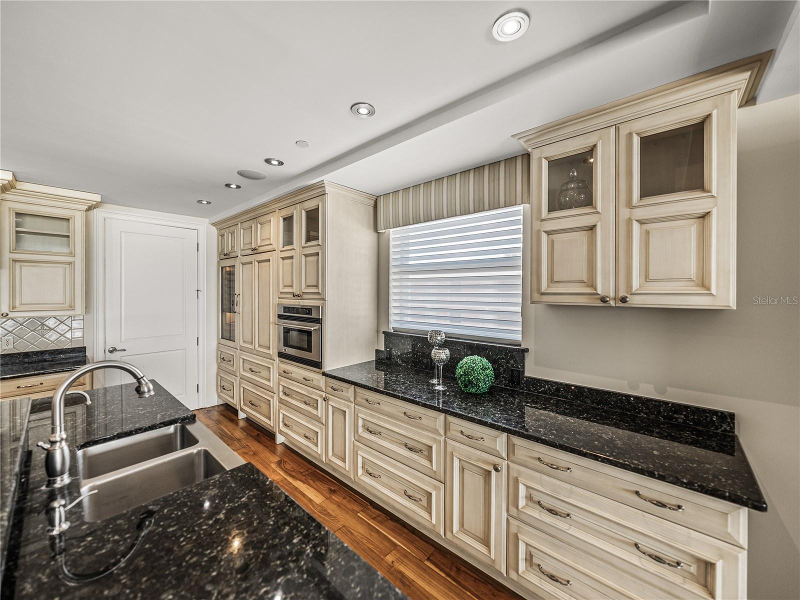 TB8452831 Property Photo