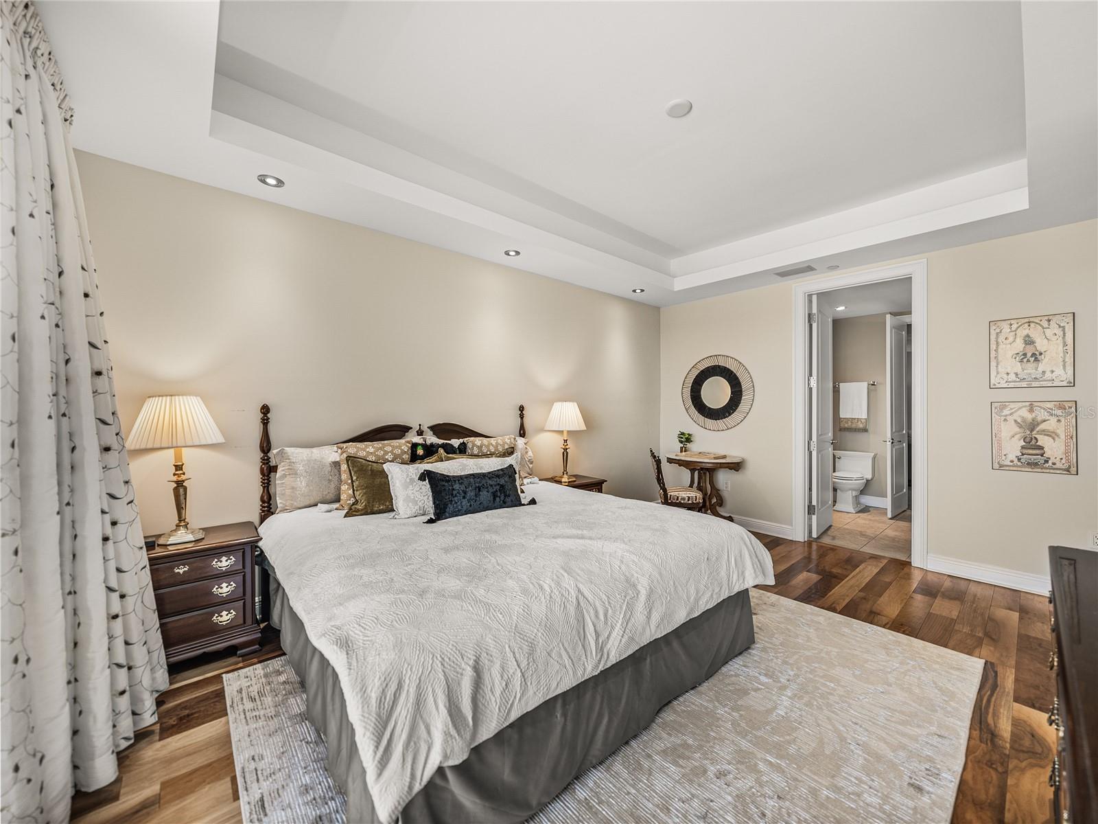 TB8452831 Property Photo